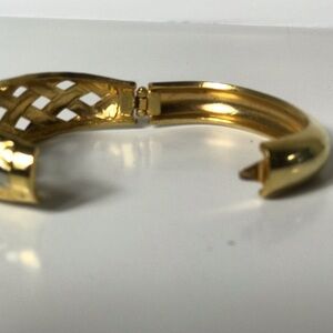 Gold and silver metal bracelet